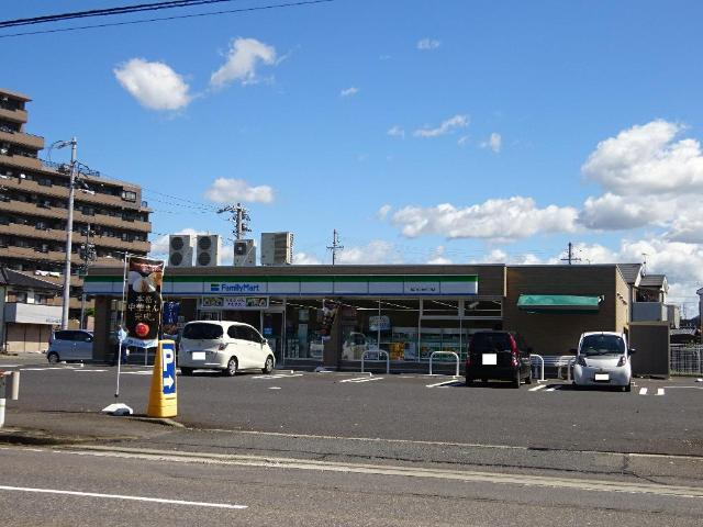 パーチカニラの周辺|ファミリーマート春日井上条六丁目店まで392ｍ
