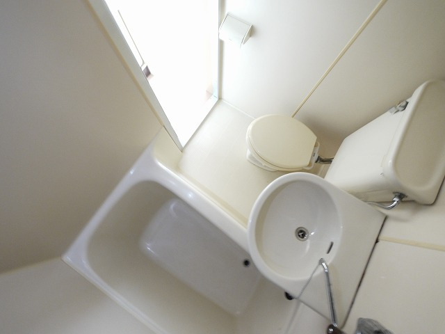 リマコーポの浴室|落ち着いた空間のお風呂です