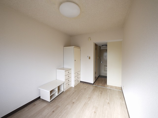 リマコーポの寝室|広くて明るい寝室