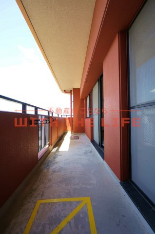 アメニティハイツ杏栄館【10,00円キャッシュバック対象物件】のバルコニー|バルコニー付きです