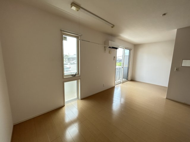 アヴニール西福原の居間・リビング