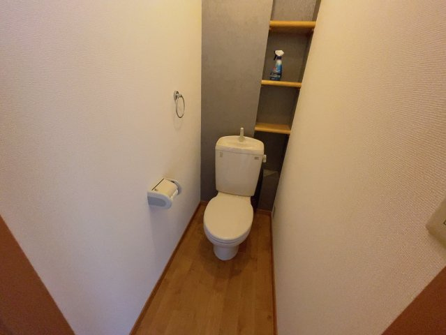 すまいる共和西のトイレ|別部屋同一間取りのお写真となります。