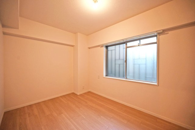 シーアイマンション第2甲陽園の洋室|-洋室5.4帖-