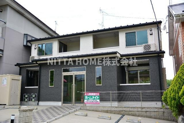 エスポアールⅡの外観|単身者の方から同棲される方にまで人気の１ＬＤＫ(#^^#)