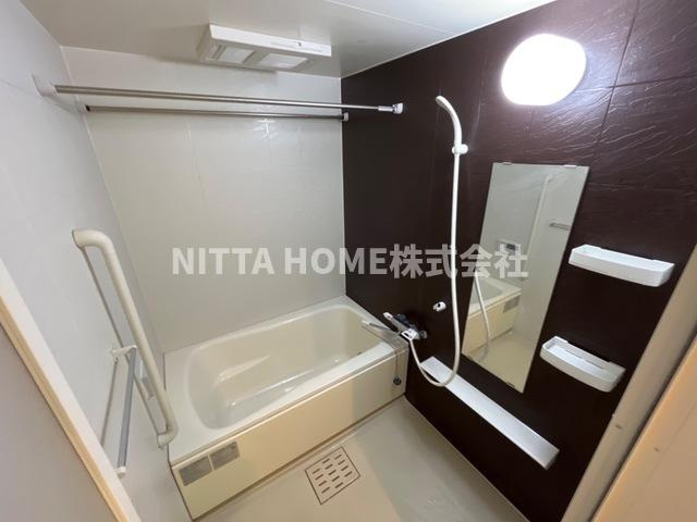 エスポアールⅡの浴室|浴室乾燥機付きのバスルームになります＊