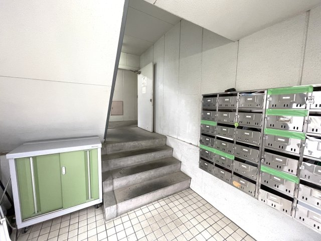 さいたま市桜区大字上大久保の賃貸マンションのロビー