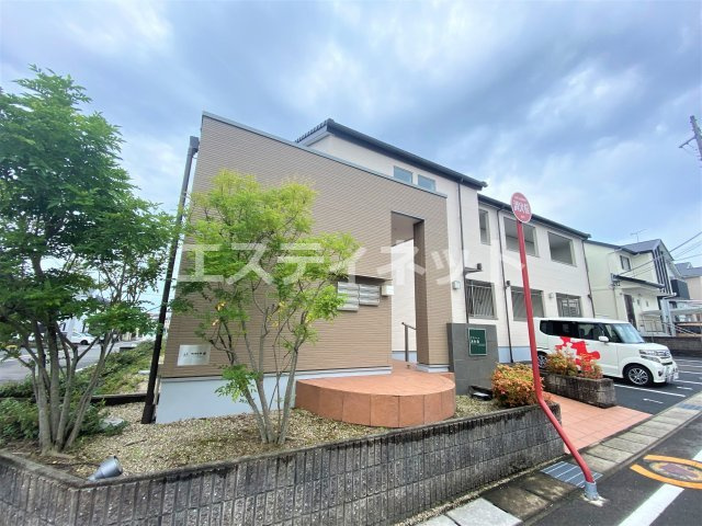 アプリーコ共和西の外観