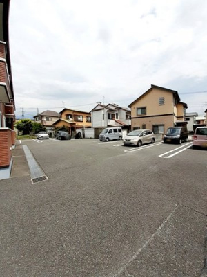 【駐車場】 | シエル・ヴェルソー | カースペースがあります