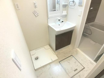 【洗面所】 | シュプリーム桜 | 洗髪洗面化粧台（イメージ）