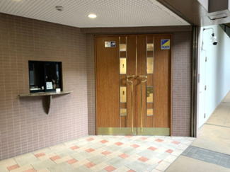 【エントランス】