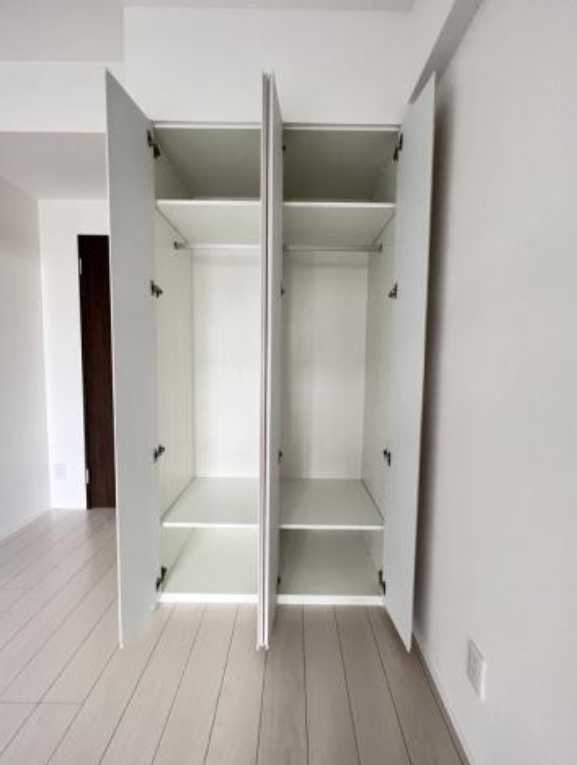 グラングレイス若林　築浅　ネット無料　オートロックの収納