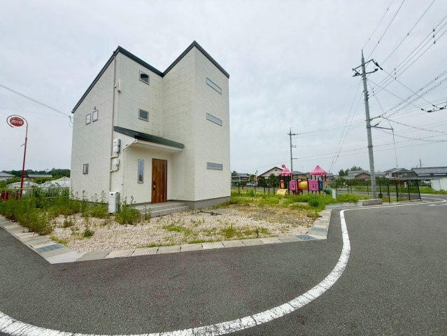 守山市立田町　中古戸建ての間取り