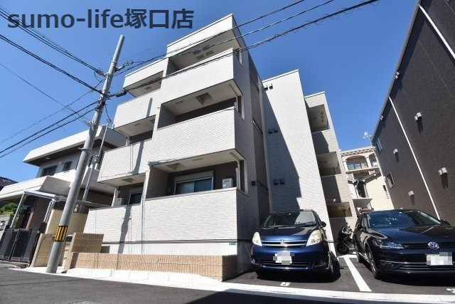 フジパレス南塚口サウスの外観