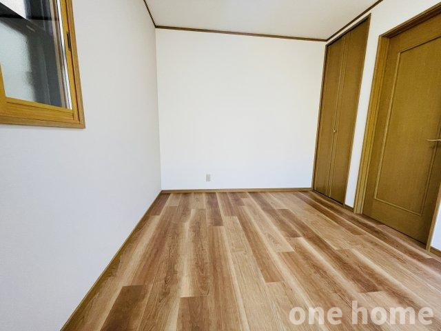 野中南2丁目中古戸建の洋室|◆3階 約6.0帖洋室です！こちらのお部屋も二面採光で、明るいお部屋です！
◆【即日内覧会開催中】ご自宅や最寄り駅などで送迎が可能です。ご希望をお申し付けください！