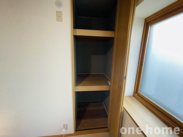 野中南2丁目中古戸建の収納|◆2階 約5.0帖和室 収納です！お布団などを収納できます！
◆【即日内覧会開催中】土日はもちろん！平日の仕事終わりの内覧も可能です！