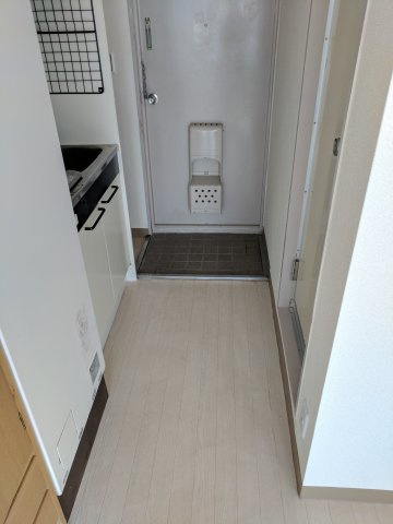 レジデンスカープ新小岩の玄関