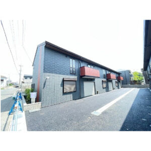 ガレージハウス朝宮A棟