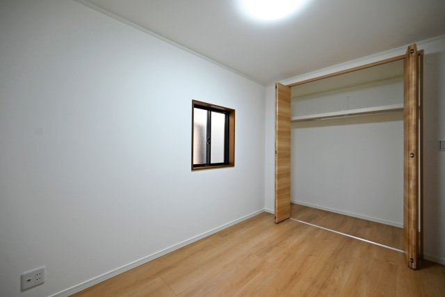 尼崎市稲葉荘4丁目中古戸建│3LDK+駐車1台可の洋室|‐洋室5.3帖(2F)-