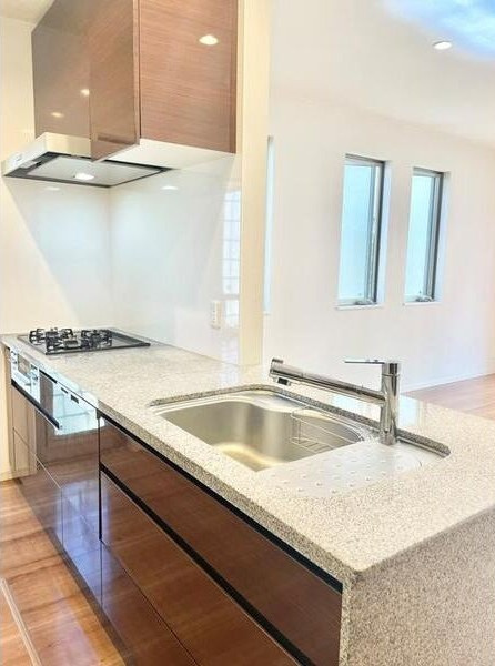 大針１丁目戸建のキッチン