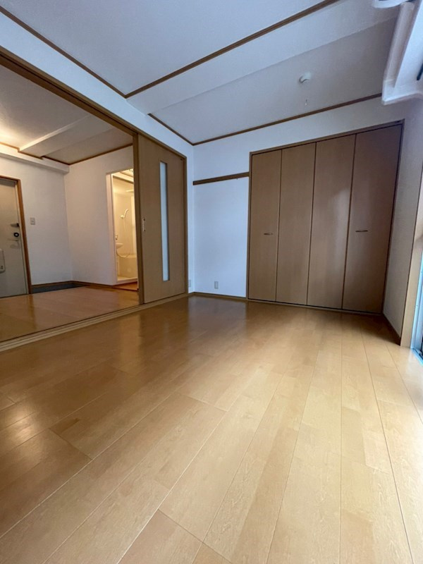 ドミール王子の居間・リビング