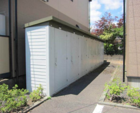 リバーサイド・アイルBの収納|外物置