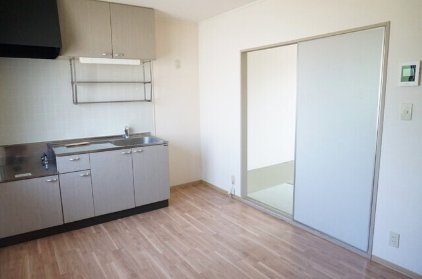 リバーサイド・アイルBのキッチン