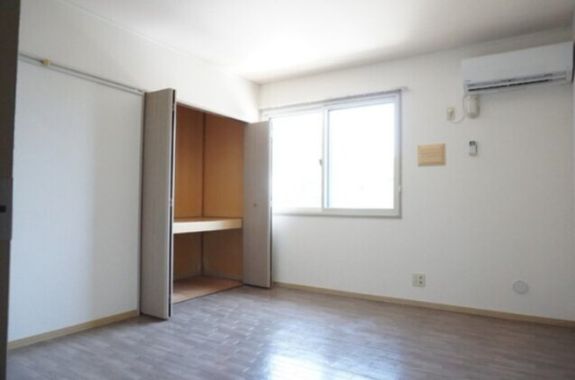 リバーサイド・アイルBの洋室