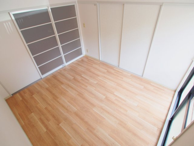 シャルムエイトBの洋室