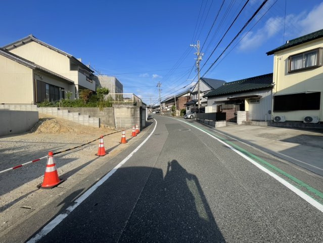 常滑市南古千代　売地の前面道路含む現地写真|前面道路