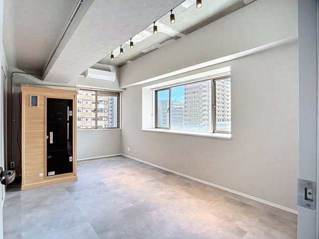 エストメンツ中央