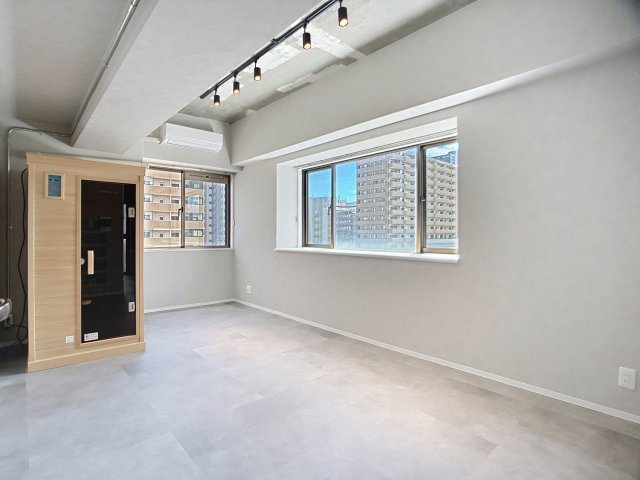 エストメンツ中央