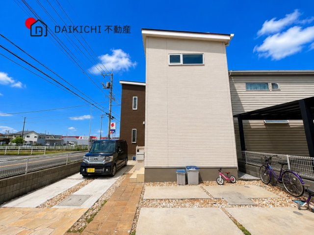 【駐車場】 | 鴻巣市ひばり野1丁目　中古戸建