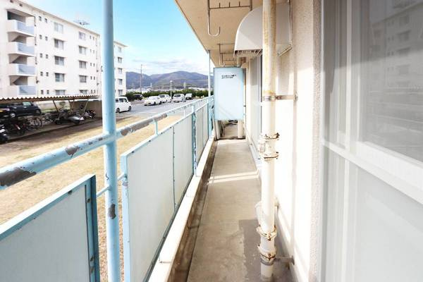 ビレッジハウス直方1号棟のバルコニー|ビレッジハウスの同一物件・同一タイプの間取りの写真です