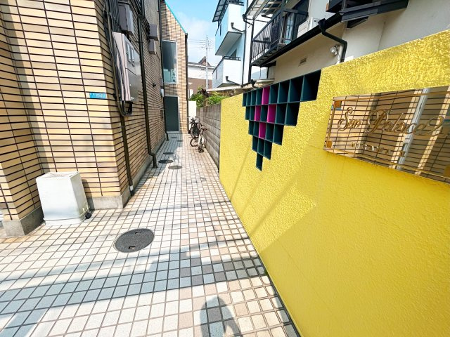 サンパレス仁川のロビー|建物の内部です