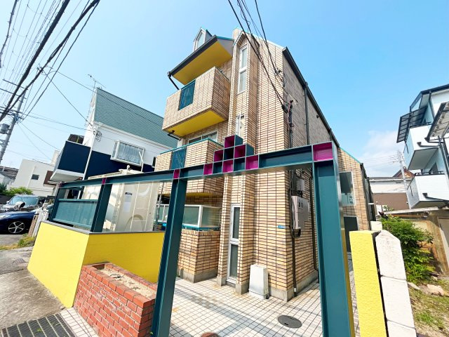 サンパレス仁川の外観|建物外観を気になさる方へ、見た目の良い物件です