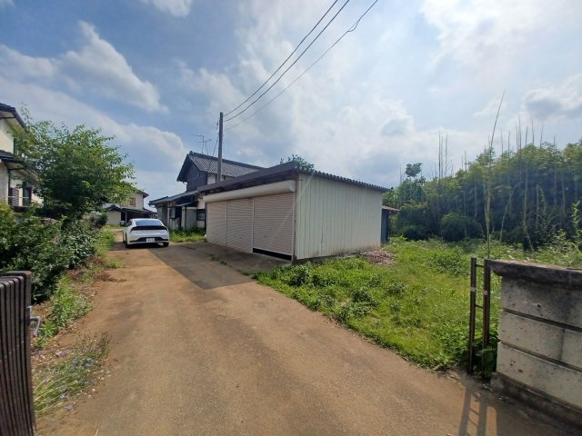 東松山市下野本 土地454坪の外観|古家あり