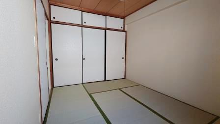 WOODEN　BELL（ウッデン　ベル）の寝室