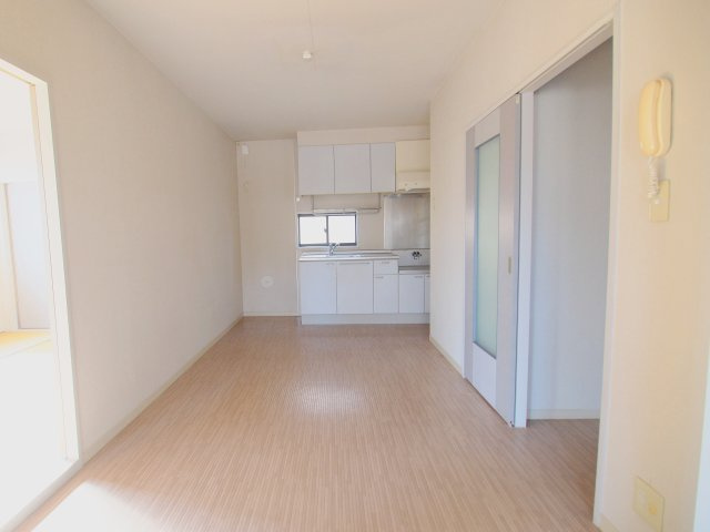 リバーハイツの居間・リビング