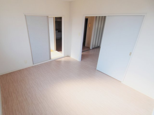 リバーハイツの居間・リビング