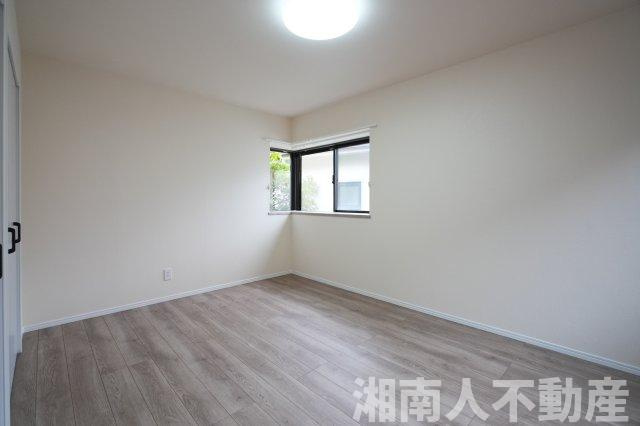 ライオンズテラス鵠沼の洋室|使い勝手のいい洋室です