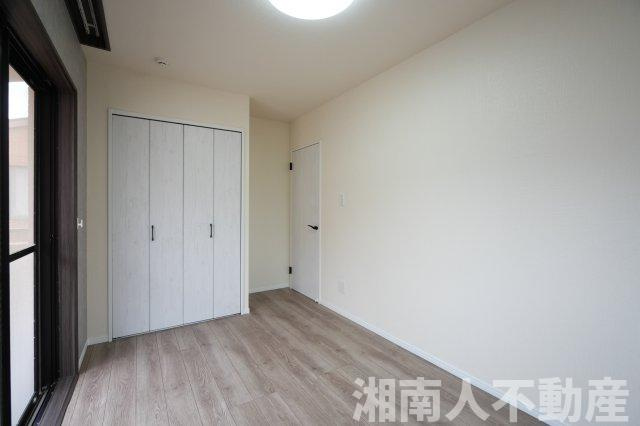 ライオンズテラス鵠沼の洋室|使い勝手のいい洋室です