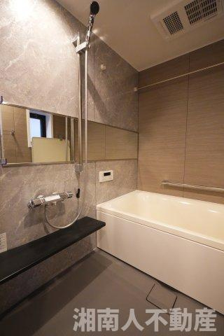 ライオンズテラス鵠沼の浴室|日々の疲れを癒すお風呂付です