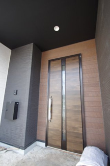 【エントランス】 | 【仲介手数料無料！！】川崎市麻生区王禅寺東6丁目　新築戸建て（全3棟）1号棟　5199万円