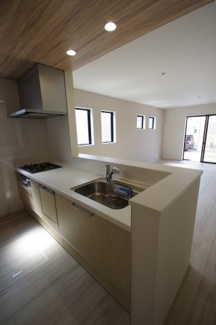 【キッチン】 | 【仲介手数料無料！！】川崎市麻生区王禅寺東6丁目　新築戸建て（全3棟）1号棟　5199万円