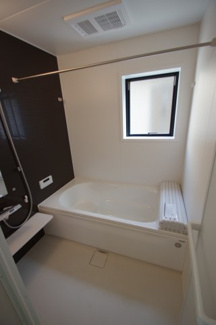 【浴室】 | 【仲介手数料無料！！】川崎市麻生区王禅寺東6丁目　新築戸建て（全3棟）1号棟　5199万円