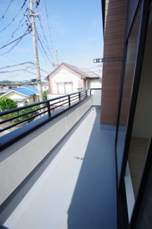 【バルコニー】 | 【仲介手数料無料！！】川崎市麻生区王禅寺東6丁目　新築戸建て（全3棟）1号棟　4799万円