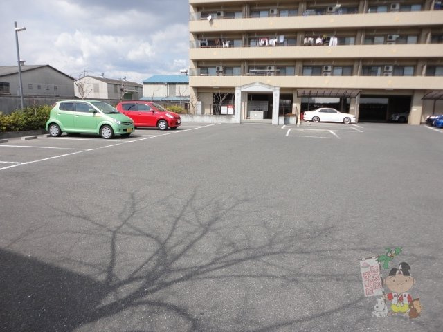 Ｐｒｅｃｉｏｕｓ－Ｋの駐車場