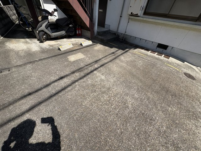 リッツハイツ池上の駐車場