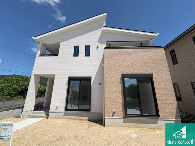 伊賀市西高倉　新築一戸建て