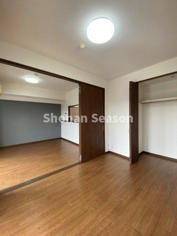 【洋室】 | ファミリー層にもニーズの高い2ＳＬＤＫの間取りプラン◎